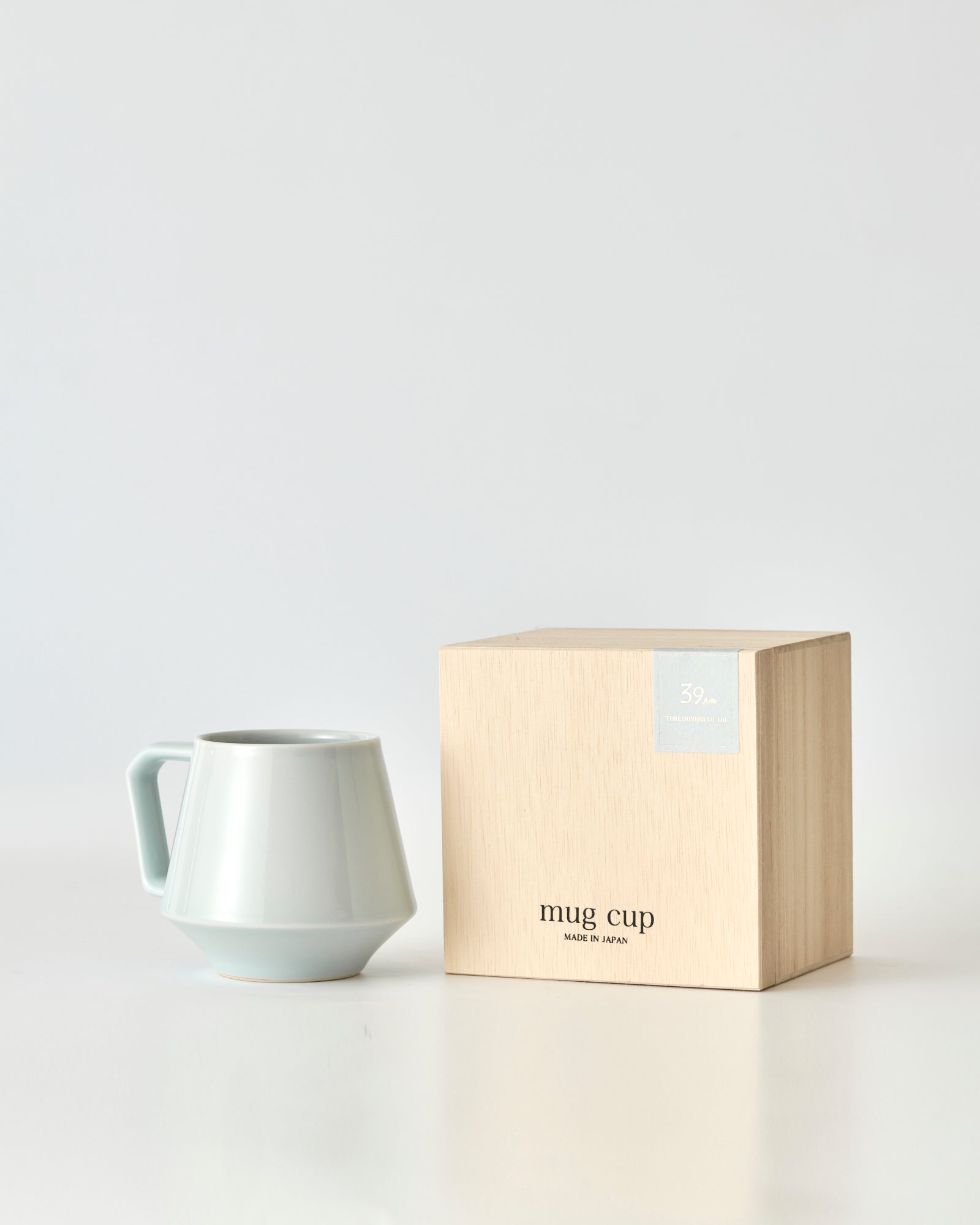 39Arita Mug Cup