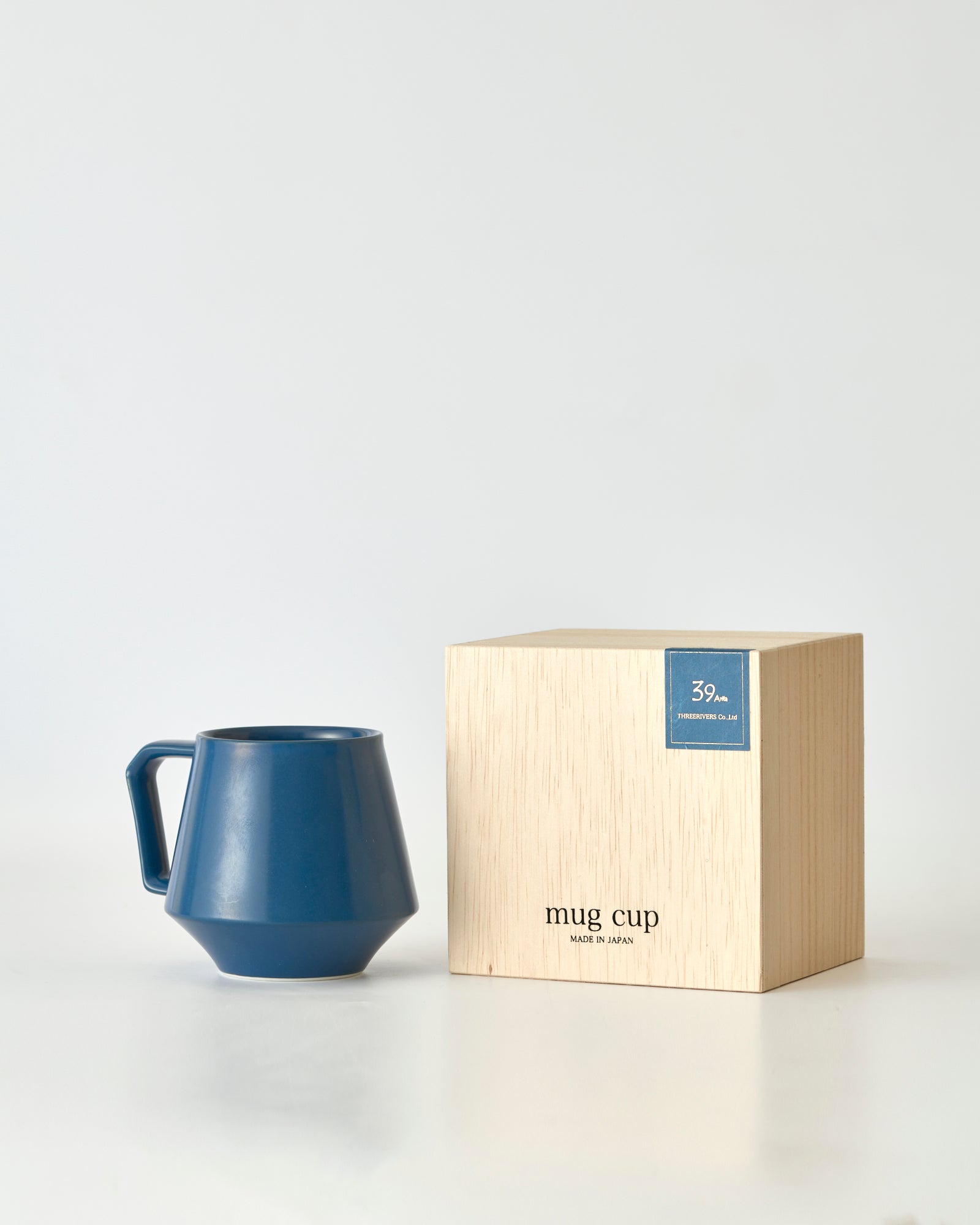 39Arita Mug Cup