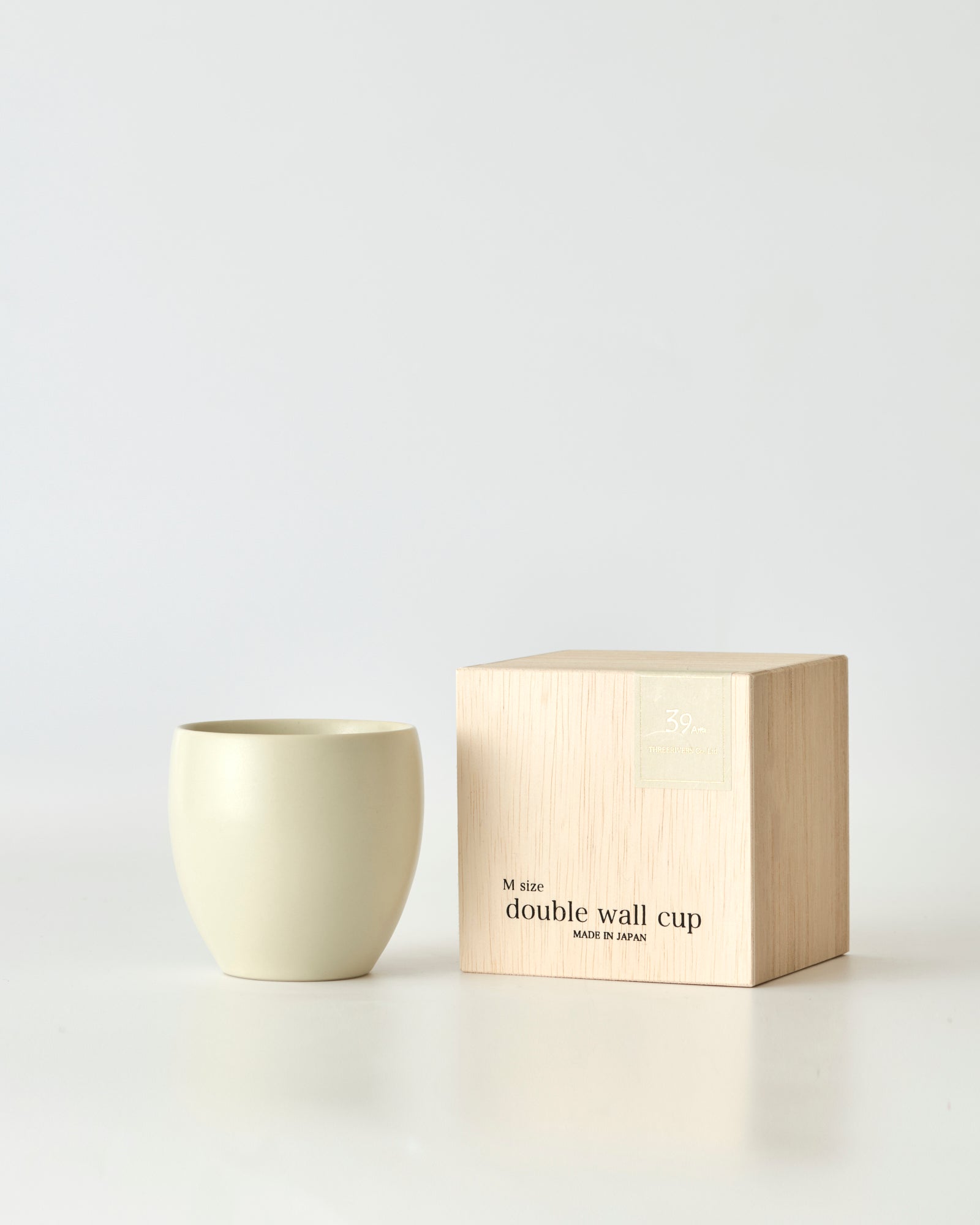 39Arita Double Wall Cup