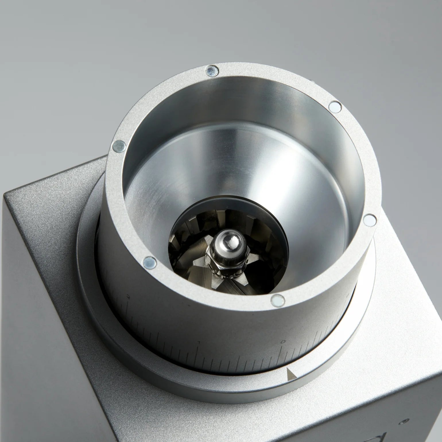 Varia VS3 電動グラインダー (第二世代)