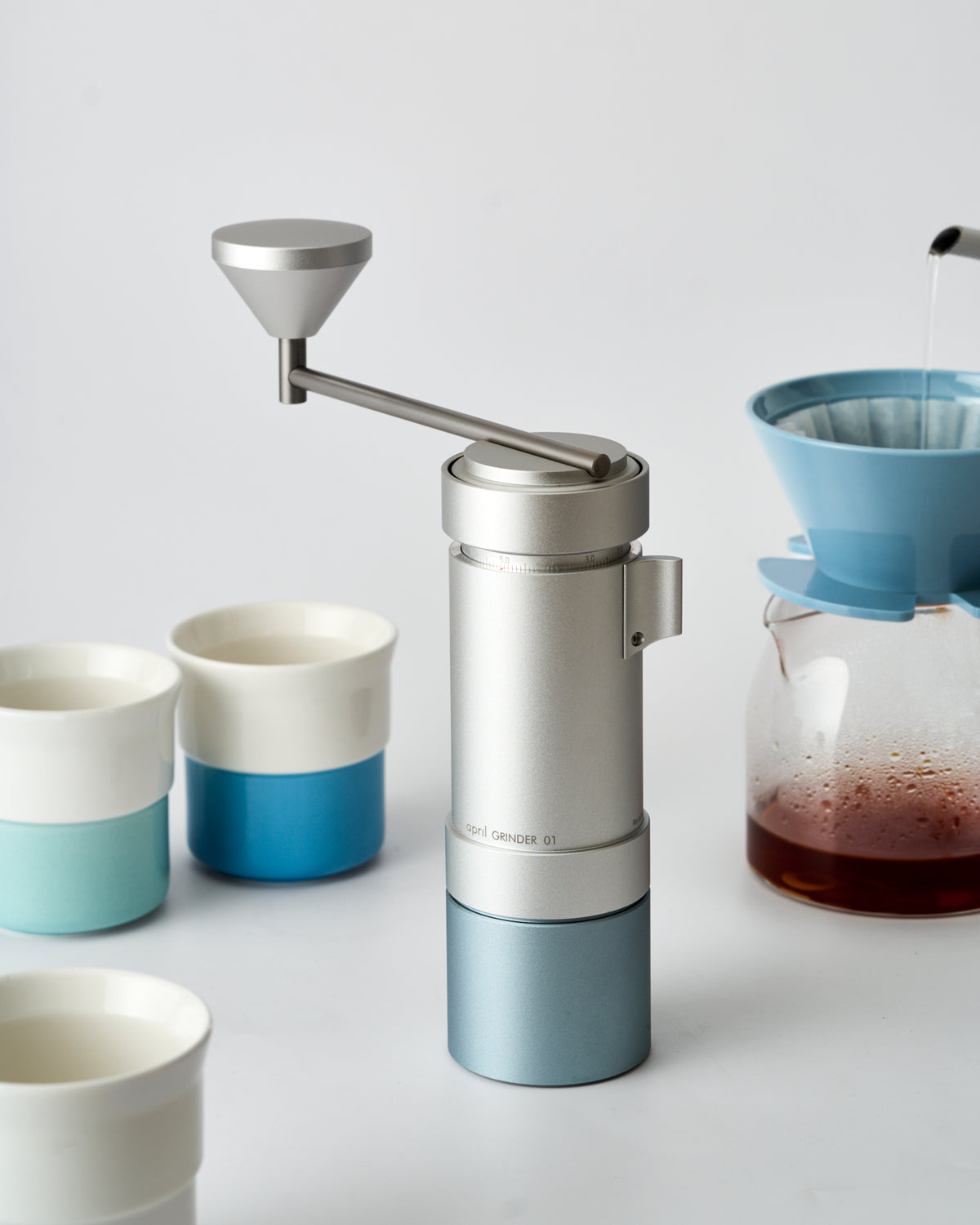 April Hand Grinder 01