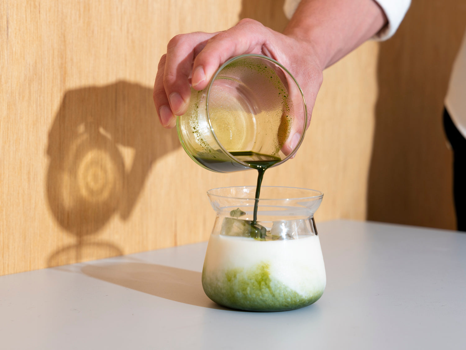 OREA Sense Glass Cup 275ml Pink and Black