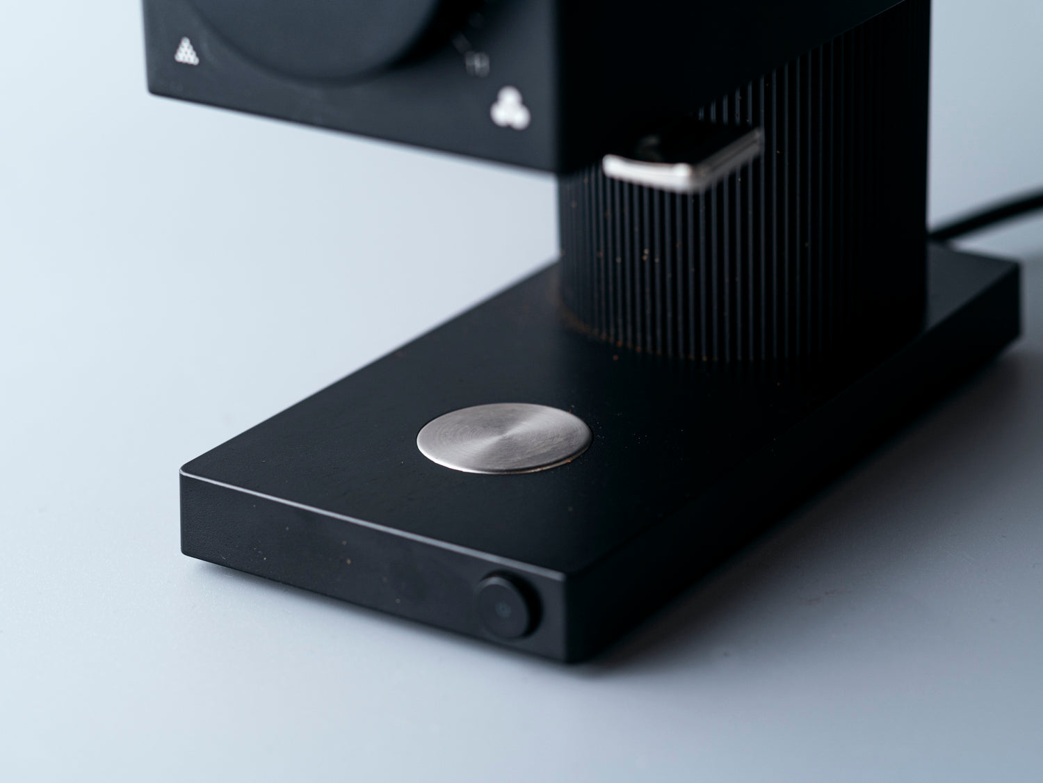 磁石でしっかり止まるキャッチ