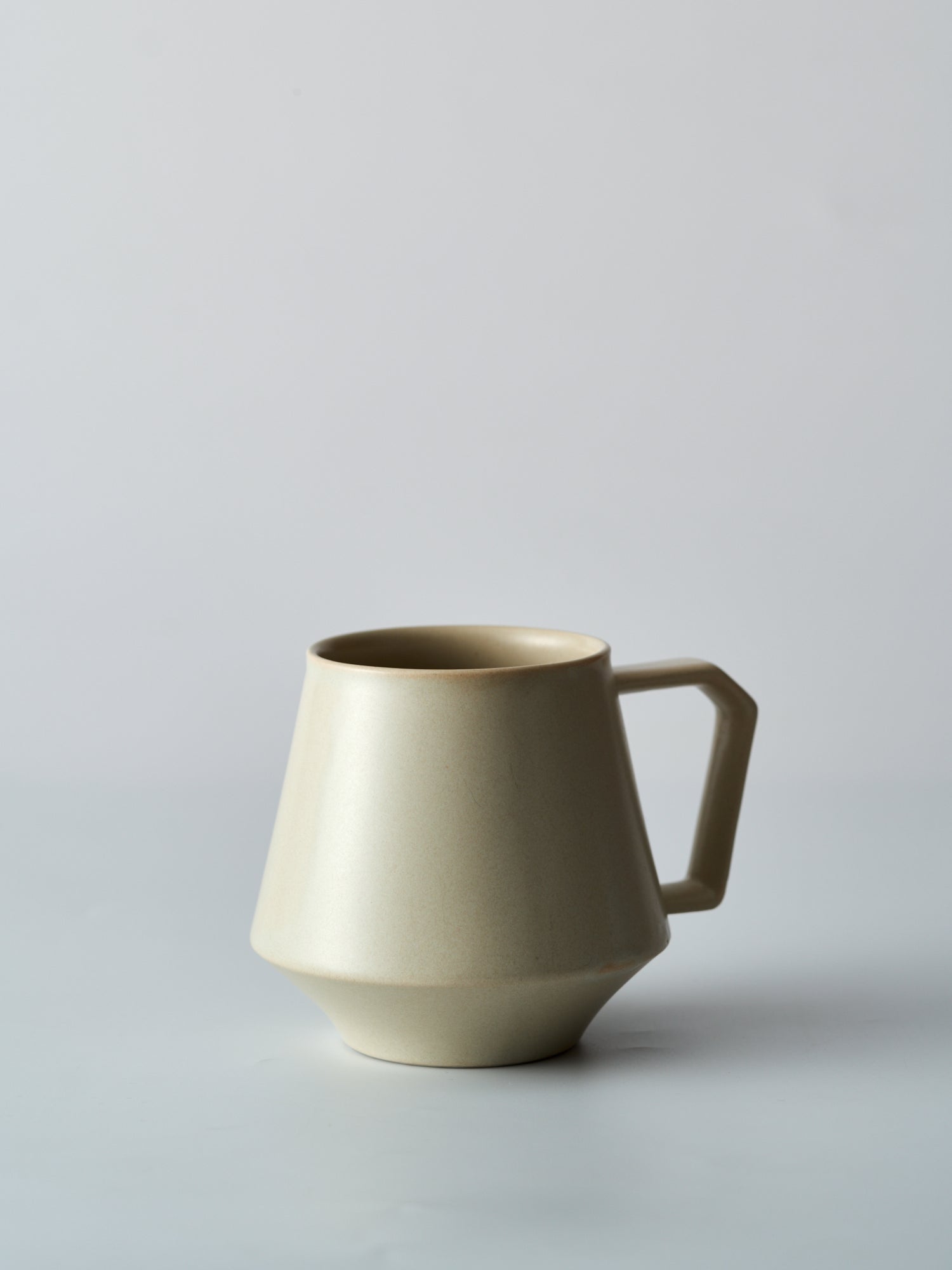 39Arita Mug Cup
