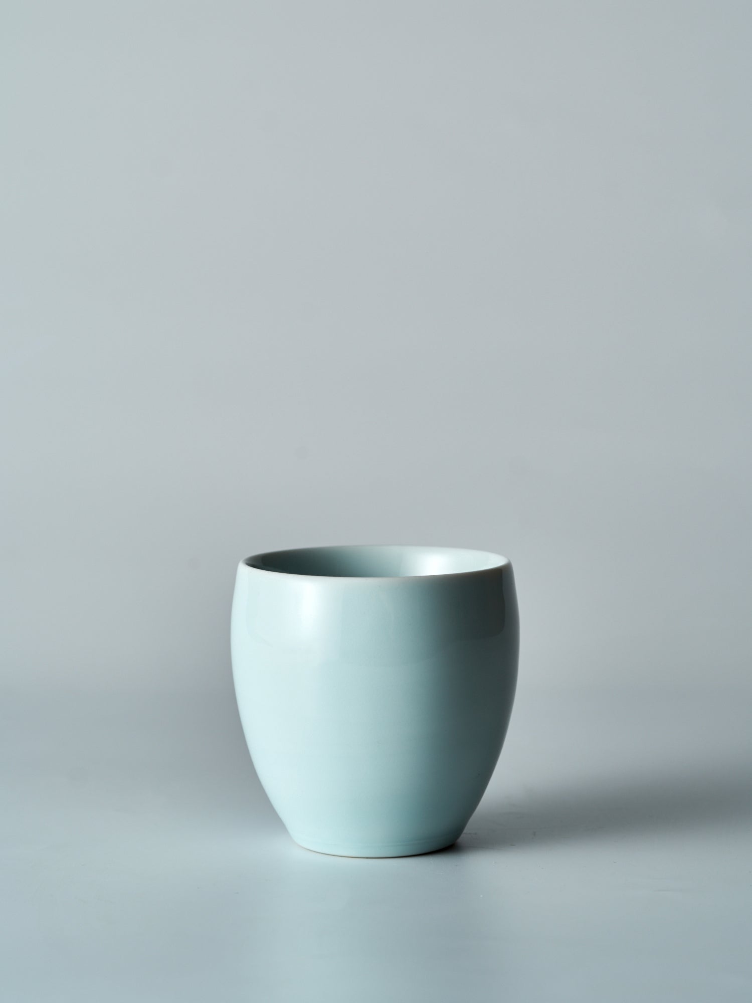 青白磁(せいはくじ)