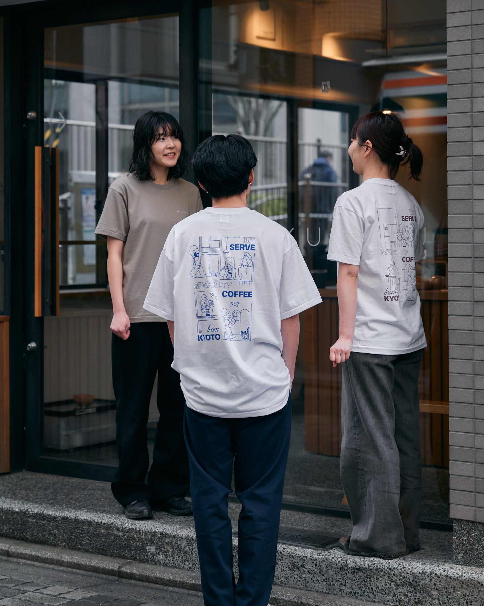 Kurasu オリジナルTシャツ Kurasu Mates Kyoto Stand