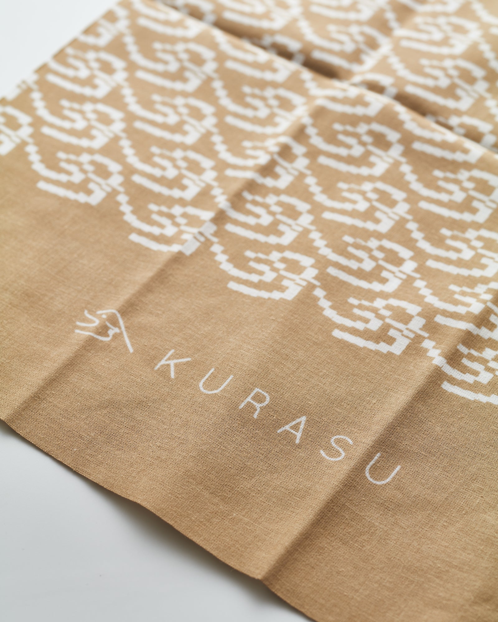 Kurasu Kyoto-style Yuzen original hand towel