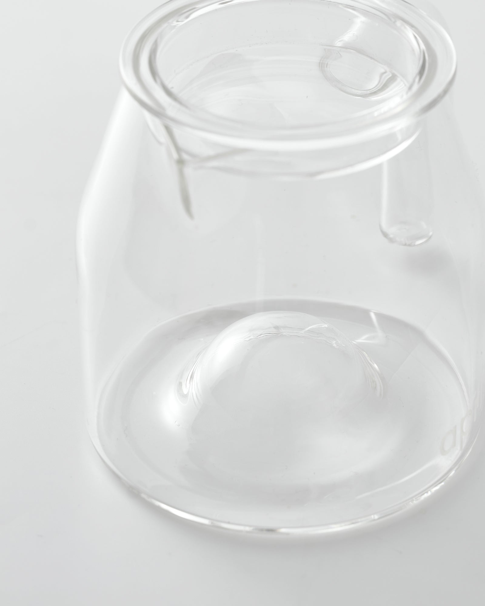 April Glass Server