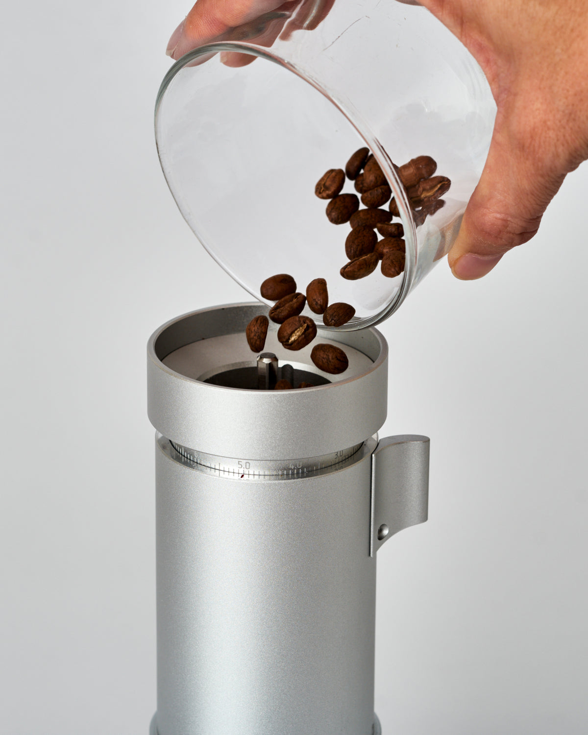 April Hand Grinder 01